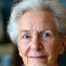 Marie Giordano, retraitée, installée à Aix-en-Provence, visage paisible